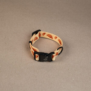 Obroża „Croissant” z czarnymi okuciami