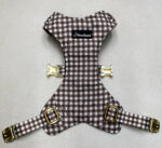 szelki-bezuciskowe-chocolate-check-zlote-okucia